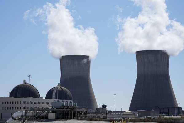 Trump seeks to boost nuclear industry and overhaul safety regulator